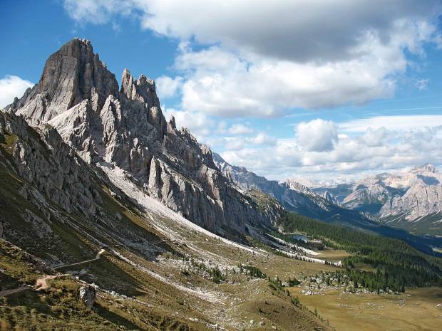 Croda da Lago e Rifugio Palmieri